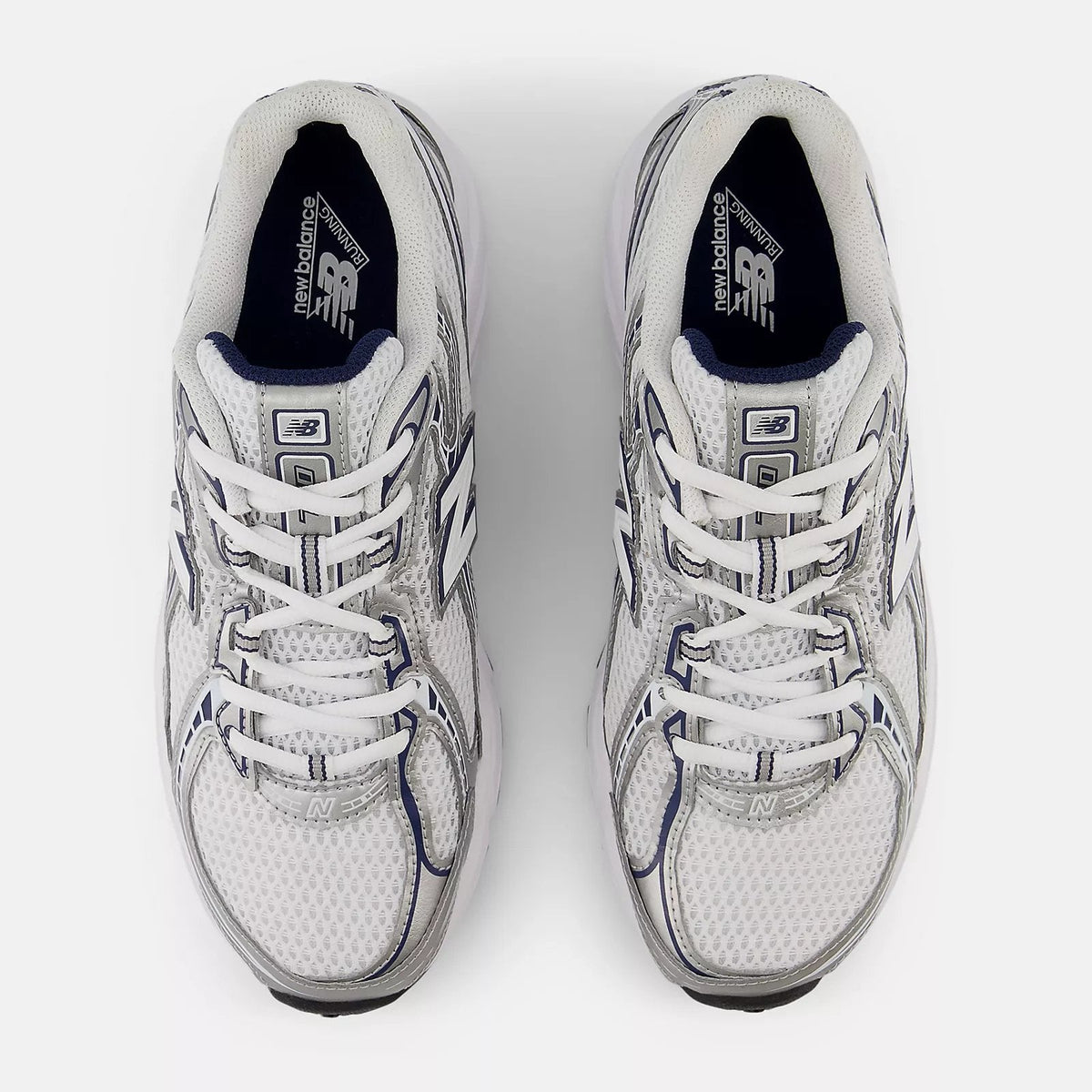 Women’s New Balance 740 Retro Trainers