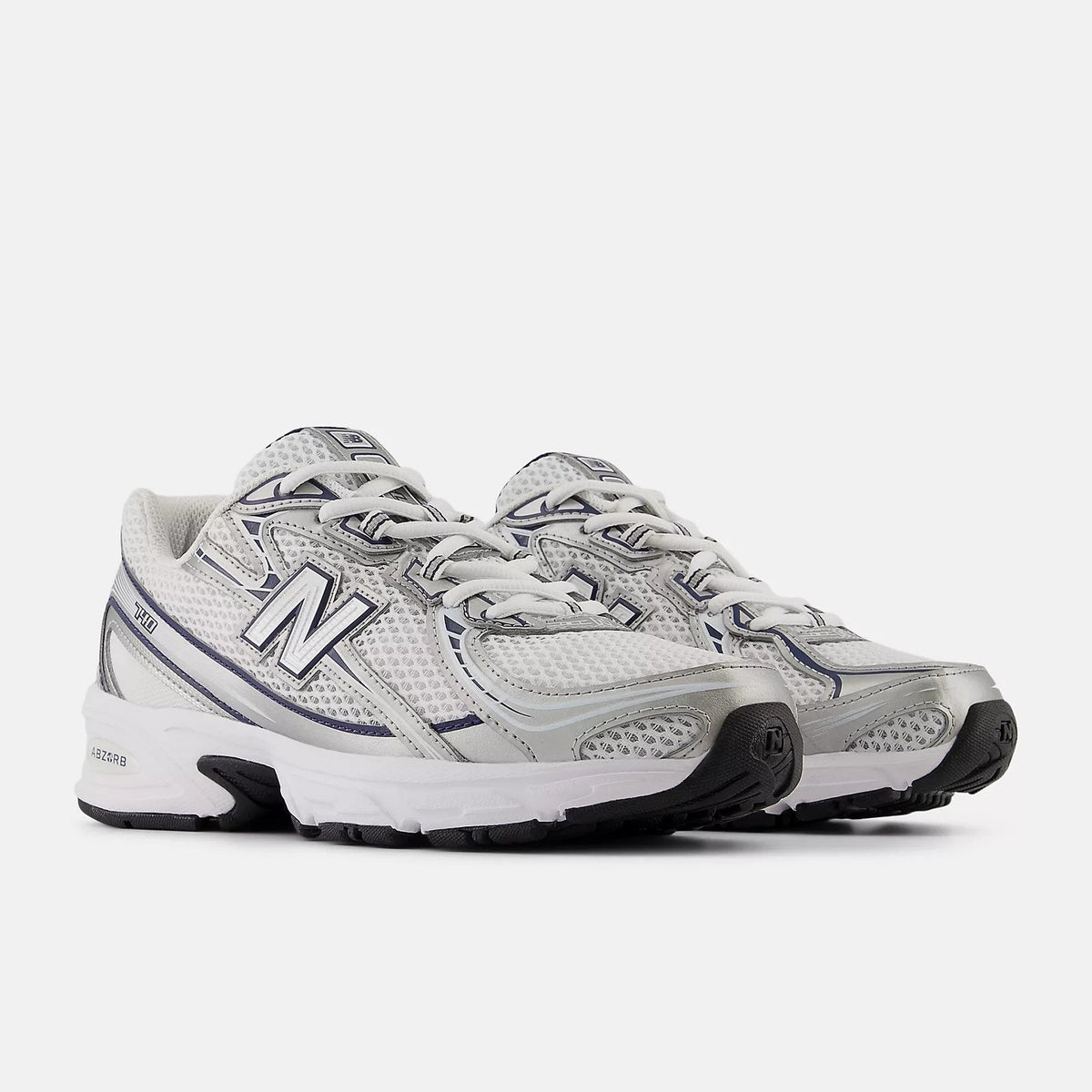 Women’s New Balance 740 Retro Trainers