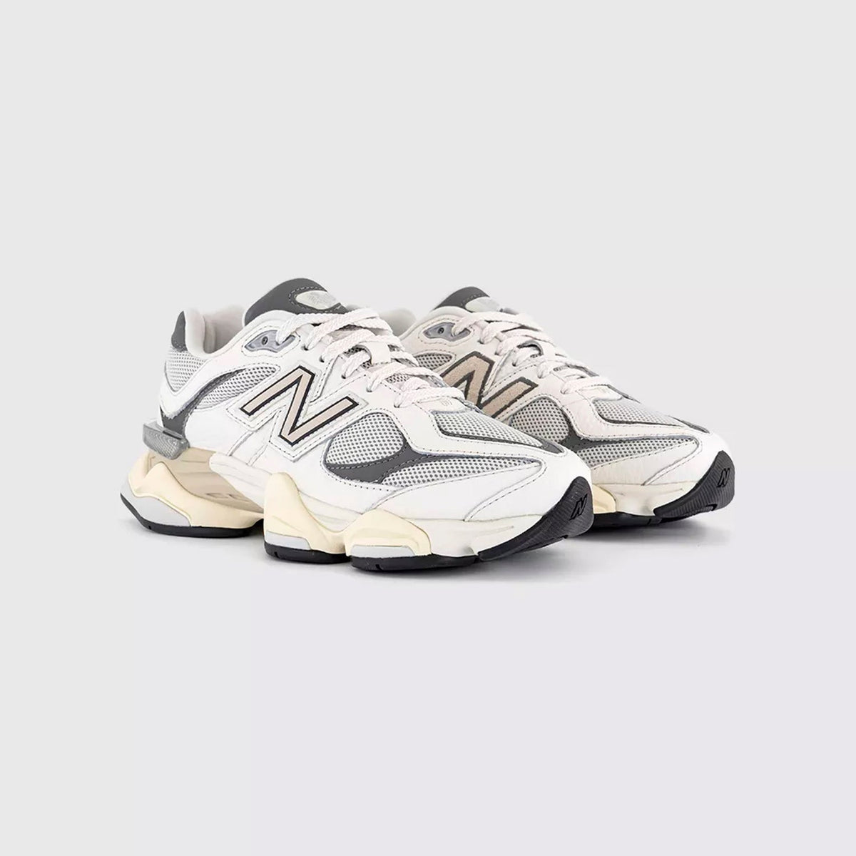 Unisex New Balance 9060 Lifestyle Trainers