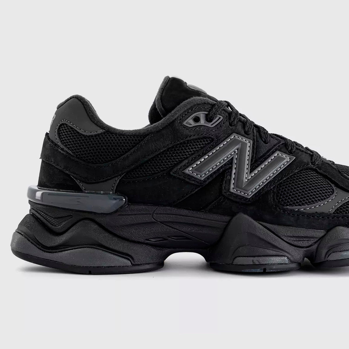 Unisex New Balance 9060 Lifestyle Trainers