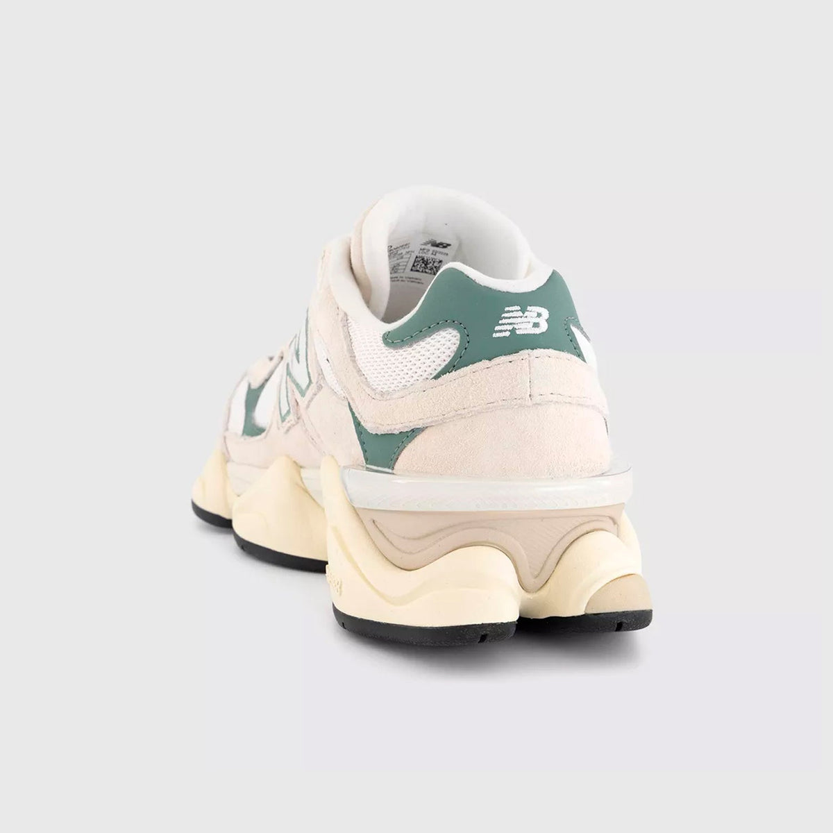 Unisex New Balance 9060 Lifestyle Trainers