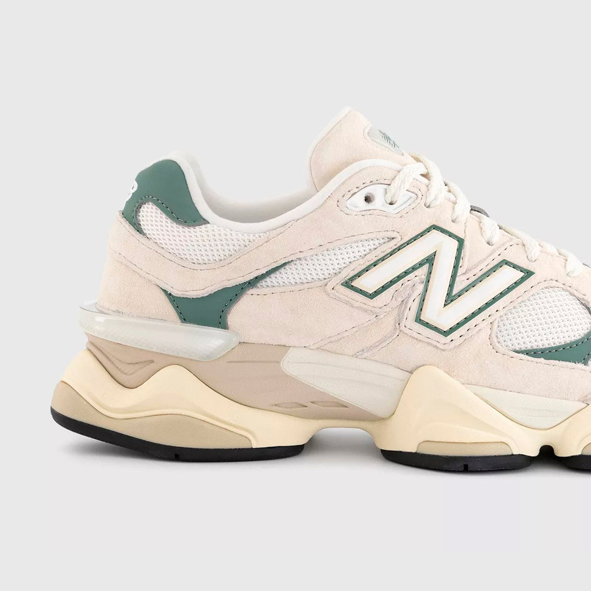 Unisex New Balance 9060 Lifestyle Trainers