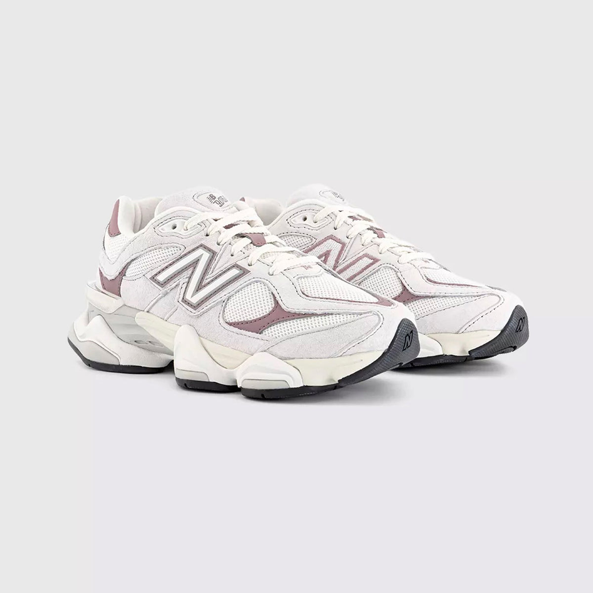 Unisex New Balance 9060 Lifestyle Trainers